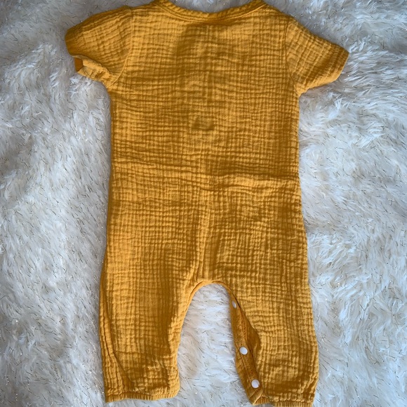 PatPat Crepe Solid Short-sleeve Baby Jumpsuit. Ginger color.0-3 Months - Picture 3 of 5